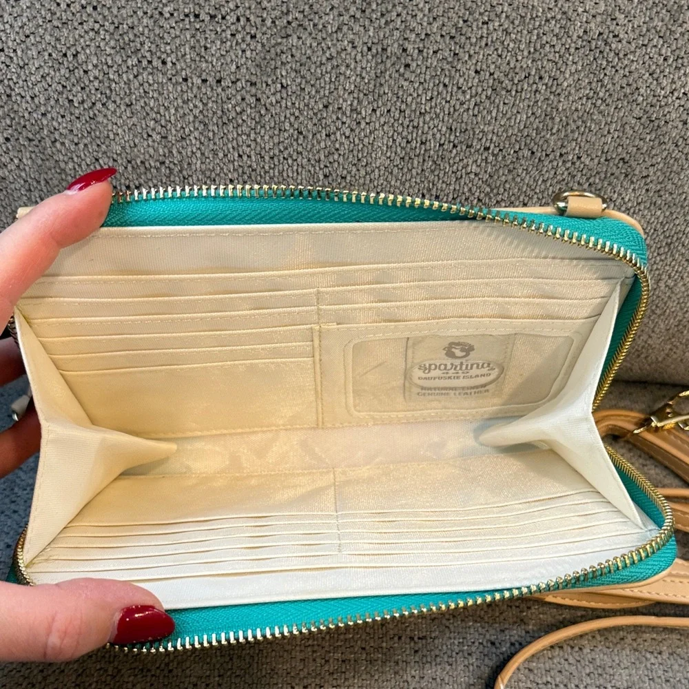 NWOT** Spartina 449 Floral Women's Wallet - Picture 4 of 4